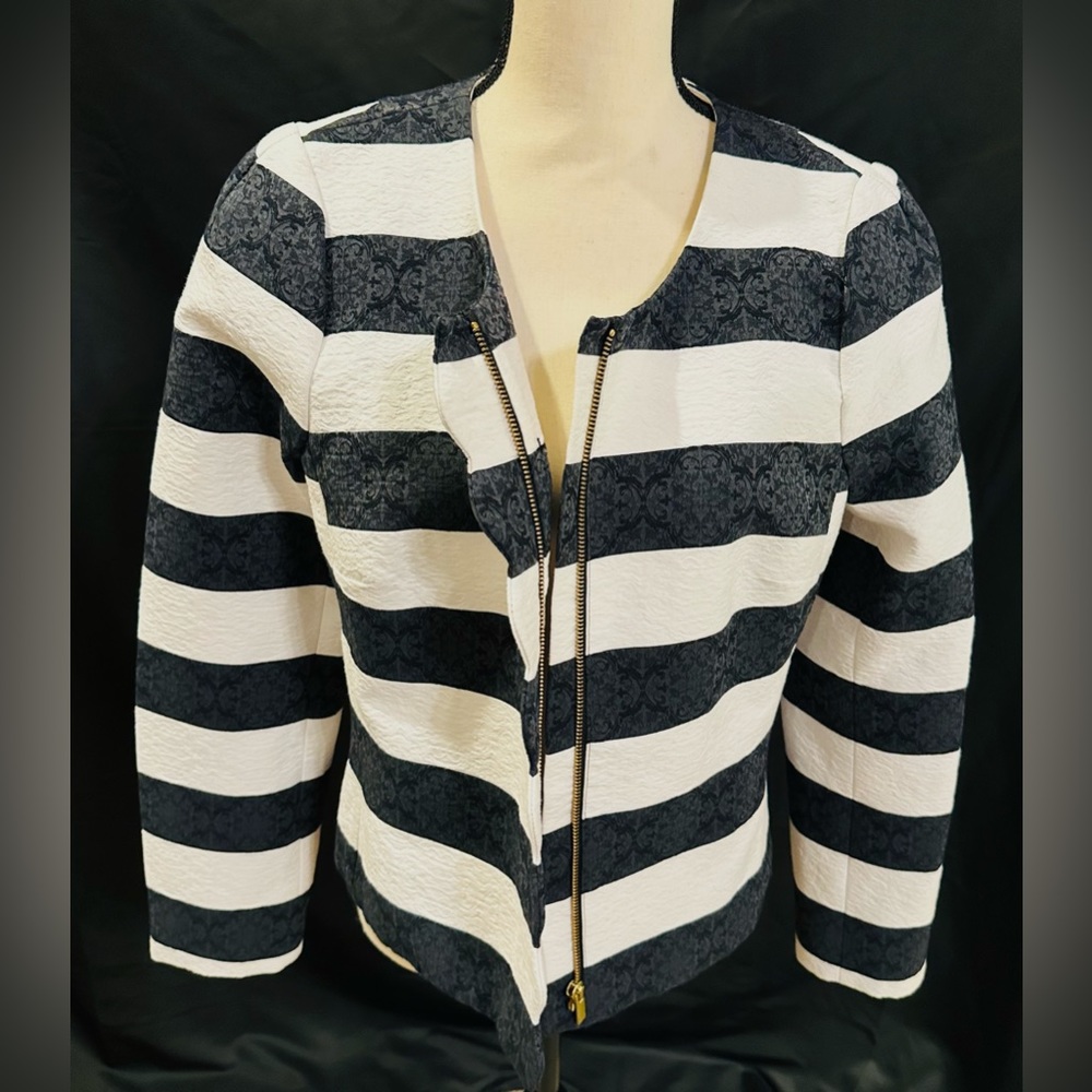 Banana Republic, New without Tags - “Printed” Navy & White Jacket; Size 12